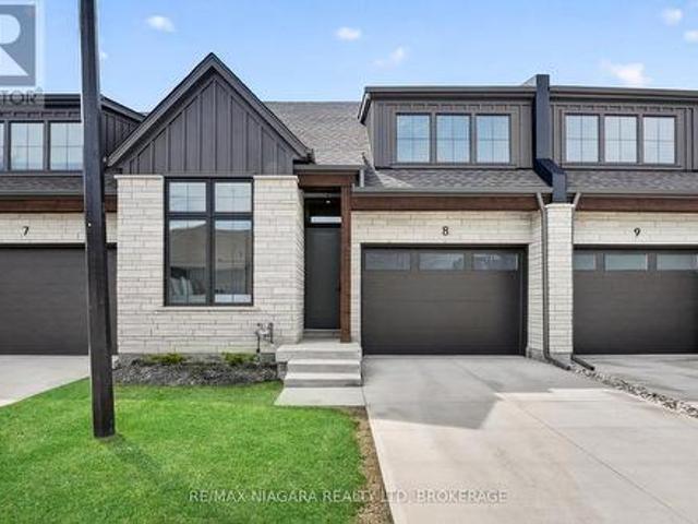 8 41 Ivy Crescent, Thorold Confederation Heights, ON, L2V 0J9 townhouse for sale | Listing ID X13089 | Royal LePage
