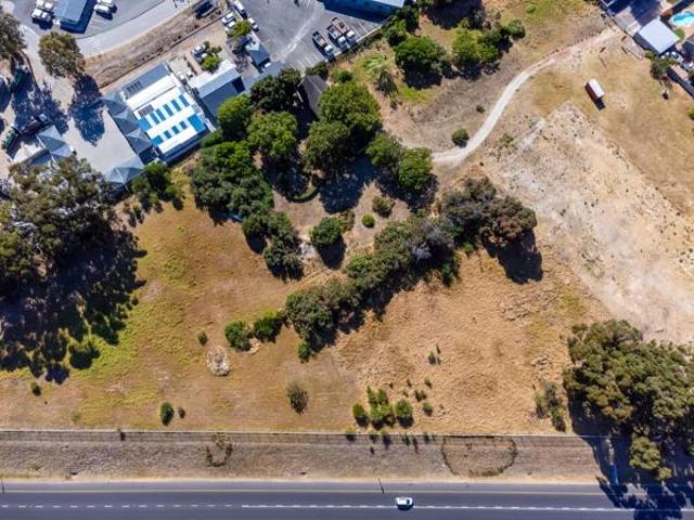 8 541 m² Land available in Meadowridge