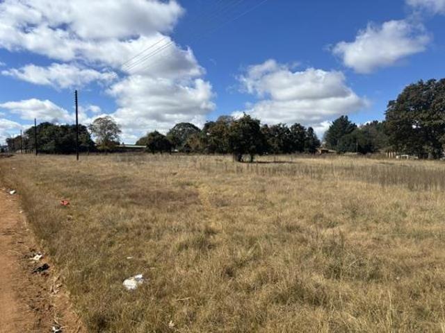 8 565 m² Land available in Belfast