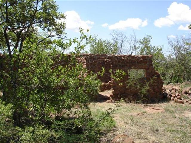 8.5 ha Land available in Kromdraai
