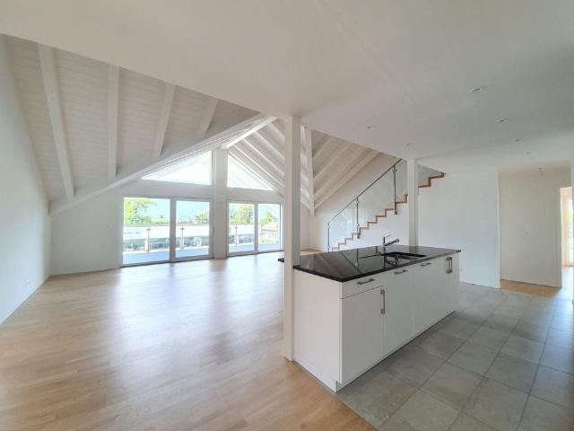 8.5 Zimmer, 189 m², 2. Stock