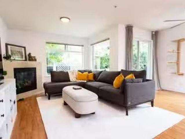 8 624 Shaw Road, Gibsons, BC, V0N 1V8 townhouse for sale Li.