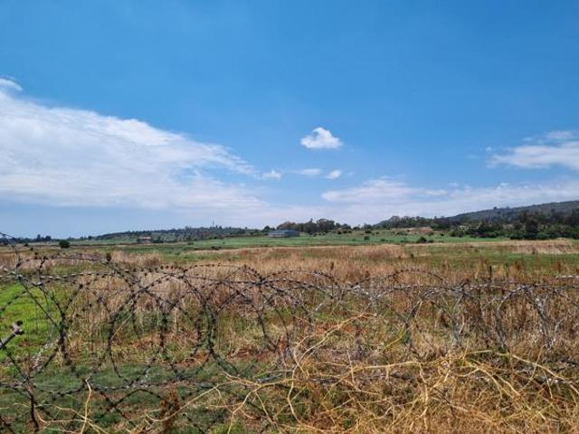 8.9 ha Land available in Eye of Africa Estate