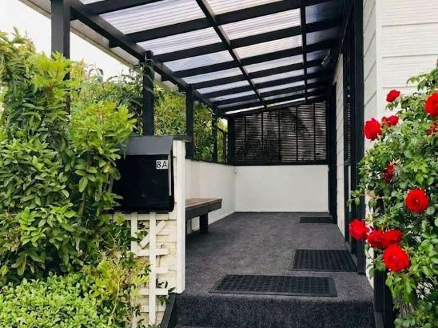 8A John Road, Stanmore Bay, Rodney