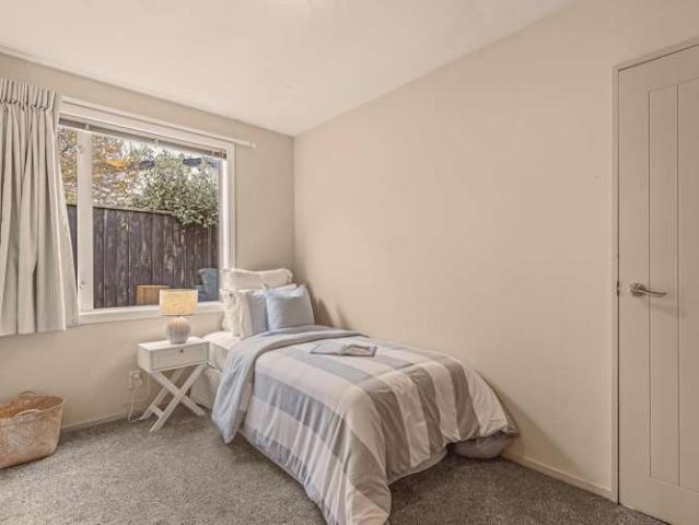 8a Nayland Street, Sumner, Christchurch City