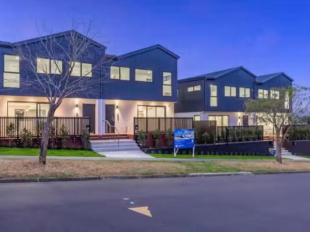 8B Northboro Road, Takapuna, North Shore City For Sale