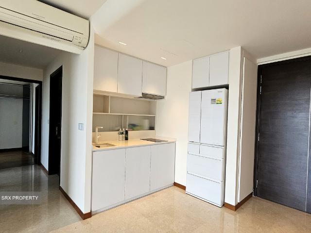 8m Residences D15, Apartment