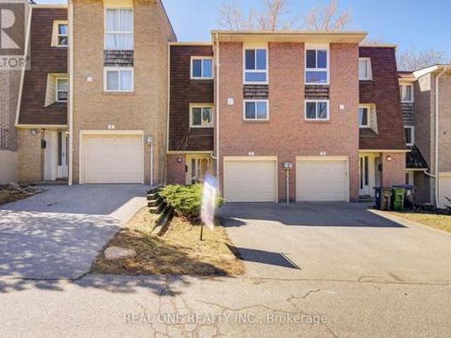 8Rc 8 Rusty Crest Way, Toronto, ON, M2J 2Y4 townhouse for sale | Listing ID C12035 | Royal LePage