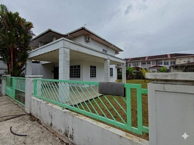 8th Mile SemiD Double Storey Corner For Sale