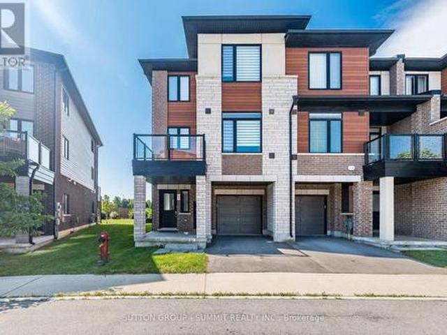93 590 North Service Road, Hamilton, ON, L8E 0K5 house for sale | Listing ID X13624 | Royal LePage