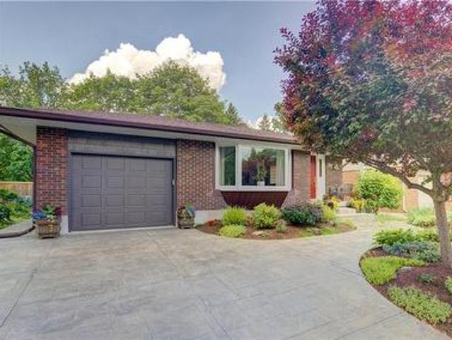 93 Briargate Drive, Kitchener, ON, N2E 2J4 house for sale | Listing ID 40844 | Royal LePage