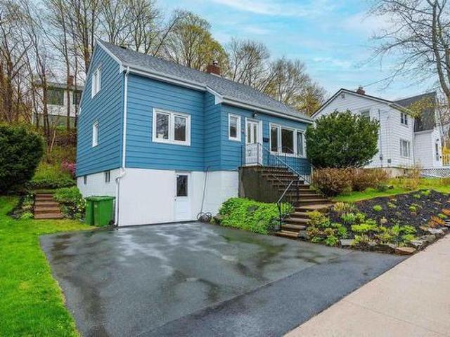 93 Newcastle Street, Dartmouth, NS, B2Y 3M8 house for sale.