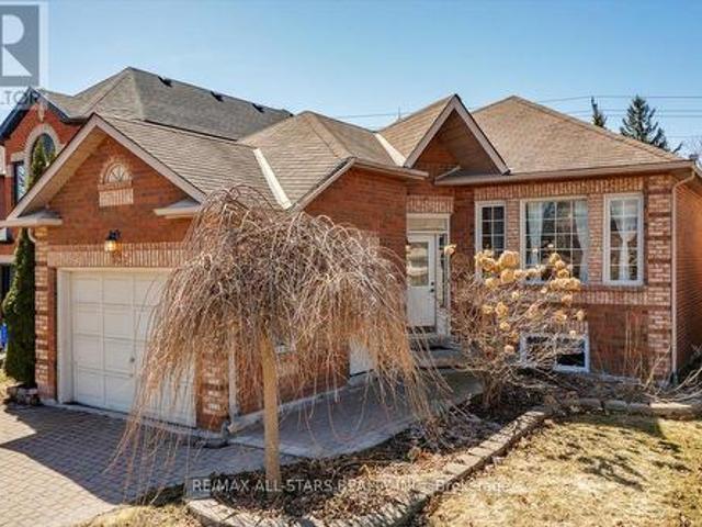 93 Sunbird Boulevard, Georgina, ON, L4P 3V8 house for sale | Listing ID N12065 | Royal LePage