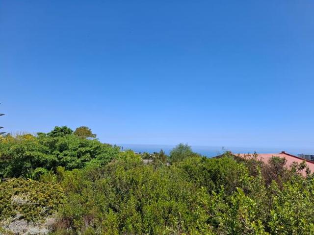 900 m² Land available in Dana Bay