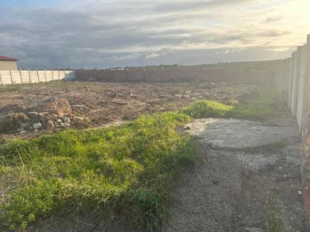900 m² Land available in Parsons Ridge