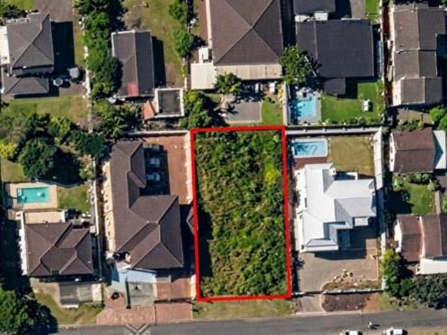 900 m² Land available in Sheffield Beach