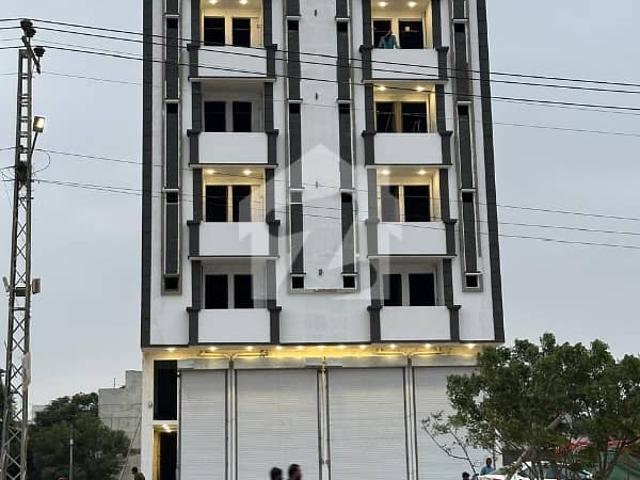 900 Square Feet Flat In Stunning Gulshan E Maymar Is Available For Sale