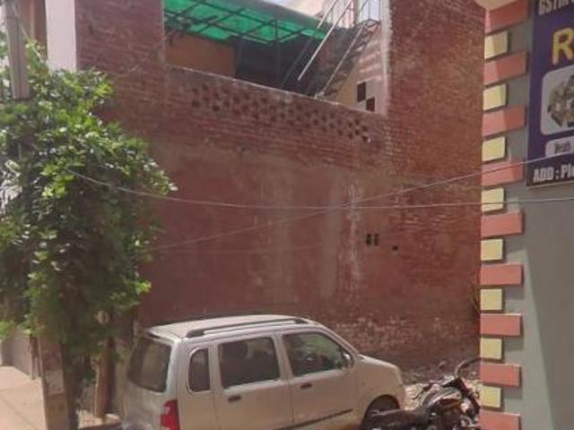 900 Sq. ft Plot for Sale in Basai, Gurgaon