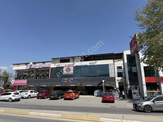 900m2 Serdivan Belediyesinde Kurumsal Kiracılı Dükkan Remax Vira