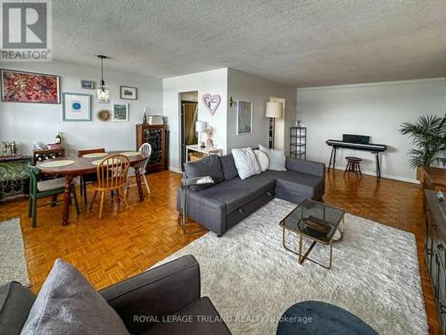 901 215 Glenridge Avenue, St. Catharines Glendale/Glenridge, ON, L2T 3J7 condo for sale | Listing ID X12209 | Royal LePage