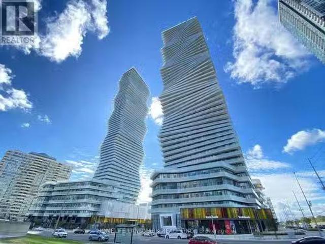 901 3900 Confederation Parkway, Mississauga, ON, L5B 0M3 c.