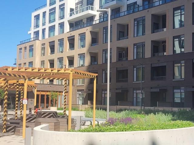 901 8 Beverley Glen Boulevard, Vaughan | 2Beds/2Bath, Condo, $690,000 | Condos. Ca