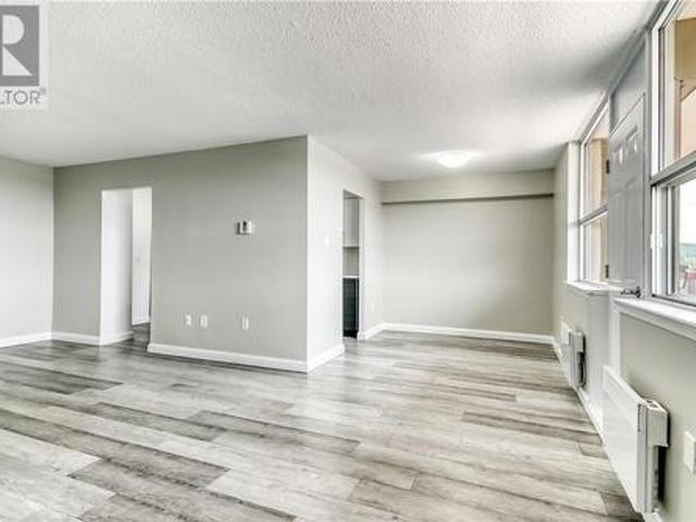 901 Lasalle Boulevard Unit# 405, Greater Sudbury, ON, P3A 1X7 lease for lease | Listing ID 2129 | Royal LePage