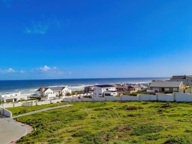 901 m² Land available in Yzerfontein