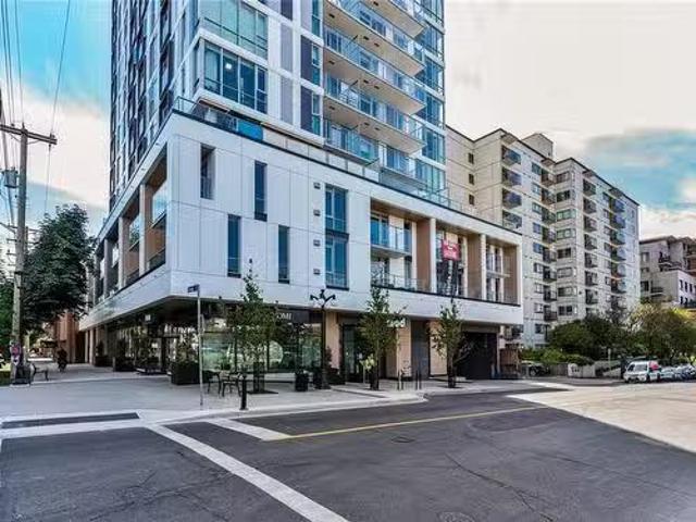 902 1097 View St, Victoria, BC, V8V 3Z9 Single Family Proper.