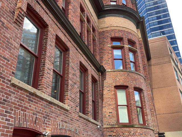 903 11 St. Joseph Street, Toronto | Leased, C13623 | Condos. Ca
