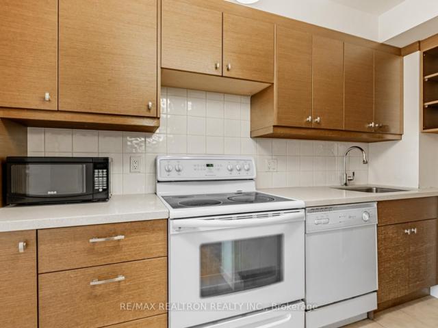 903 284 Bloor Street W, Toronto | 1Beds/1Bath, Condo, $2,300/mo | Condos. Ca