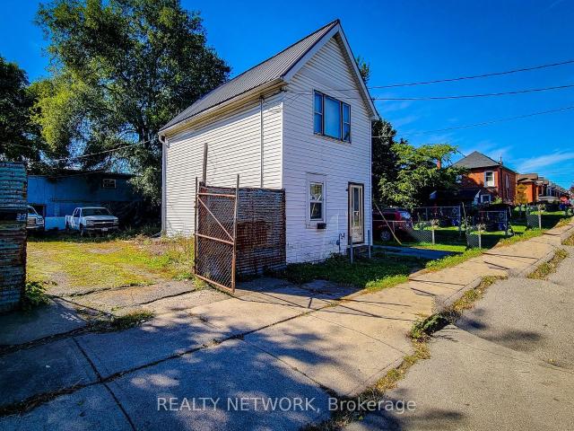 903 909 Main Street E