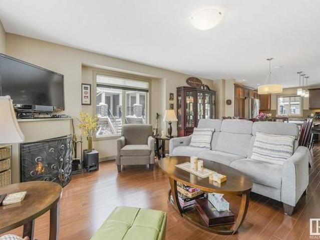904 401 Palisades Way, Sherwood Park, AB, T8H 0R7 townhouse for sale | Listing ID E4433 | Royal LePage