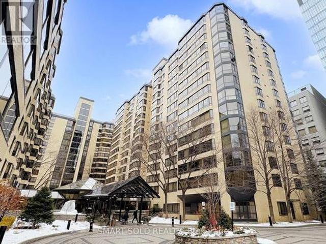 905 195 St Patrick Street, Toronto, ON, M5T 2Y8 condo for sale | Listing ID C12001 | Royal LePage