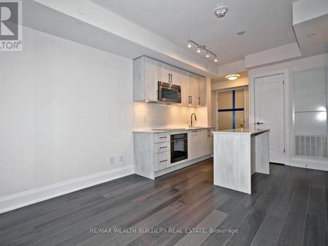 905 88 Cumberland Street, Toronto, ON, M5R 1A3 lease for lease | Listing ID C13488 | Royal LePage