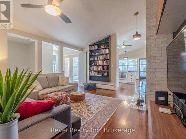 905 Pinewood Road, North Bay West End, ON, P1B 4P2 house for sale | Listing ID X13142 | Royal LePage