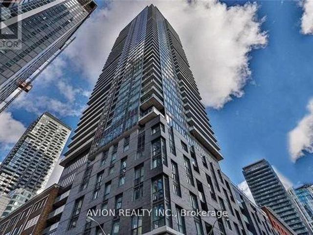 906 115 Blue Jays Way, Toronto, ON, M5V 0N4 lease for lease | Listing ID C13147 | Royal LePage