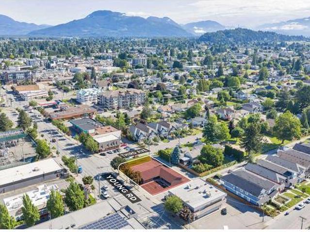 9072 Young Road|Chilliwack Downtown, Chilliwack, BC, V2P 4R6 commercial for lease | Listing ID C8079 | Royal LePage