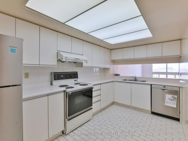 907 5 Kenneth Avenue, North York | Expired, C12805 | Condos. Ca