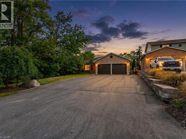 907 Doon Village Road, Kitchener, ON, N2P 1A1 investment for sale | Listing ID 40850 | Royal LePage