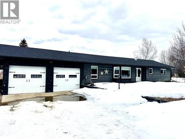 9084 Road, Dawson Creek, BC, V1G 4E8 house for sale | Listing ID 10383 | Royal LePage