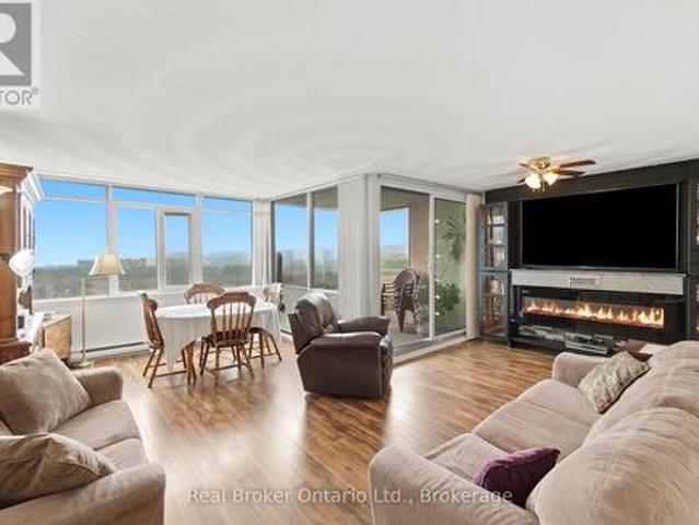 908 40 Harrisford Street, Hamilton Red Hill, ON, L8K 6N1 condo for sale | Listing ID X13574 | Royal LePage