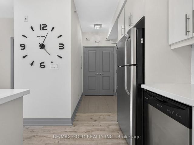 909 24 Woodstream Boulevard, Woodbridge | 1Beds/1Bath, Condo, $2,350/mo | Condos. Ca