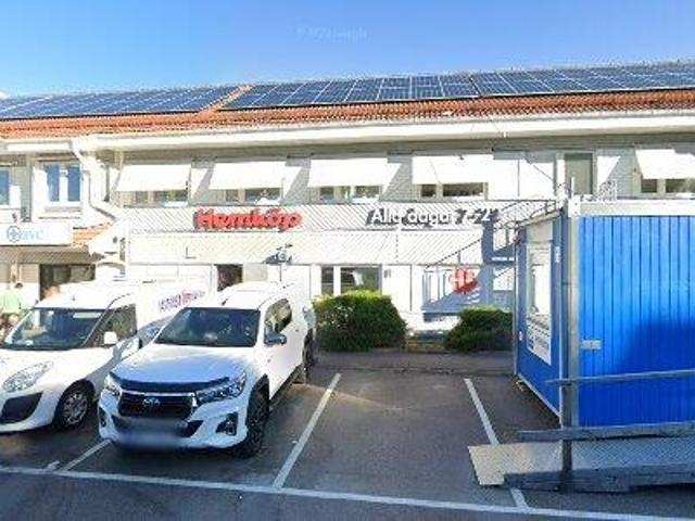 909 m2 lager, produktion uthyres i Kungsbacka