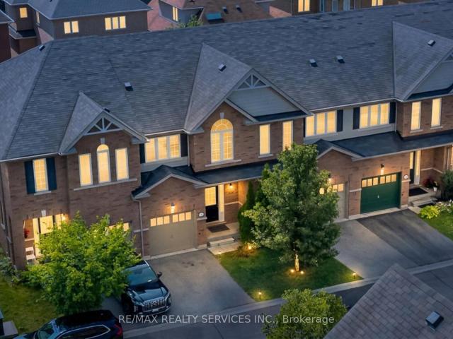 90 651 Farmstead Drive, Milton | 3Beds/3Bath, Townhouse, $738,786 | Condos. Ca