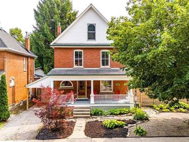 90 Victoria Street, Dundas, ON, L9H 2C2 Luxury House for sale | Listing ID 40849 | Royal LePage Carriage Trade Luxury Properties