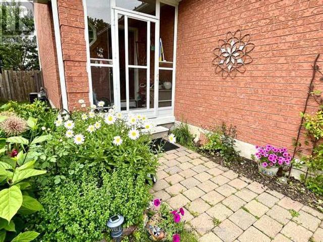 90 Bruce Crescent, Barrie, ON, L4N 8P4 house for sale | Listing ID S13067 | Royal LePage