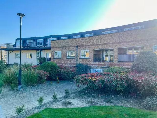 90 Carrigmore Crescent, Saggart, Dublin 24, D24Y004 is for sale