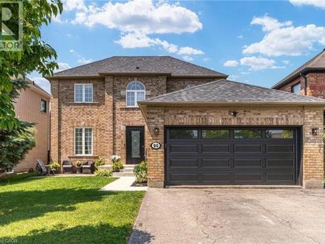 90 Davidson Boulevard, Dundas, ON, L9H 7M3 house for sale | Listing ID 40847 | Royal LePage