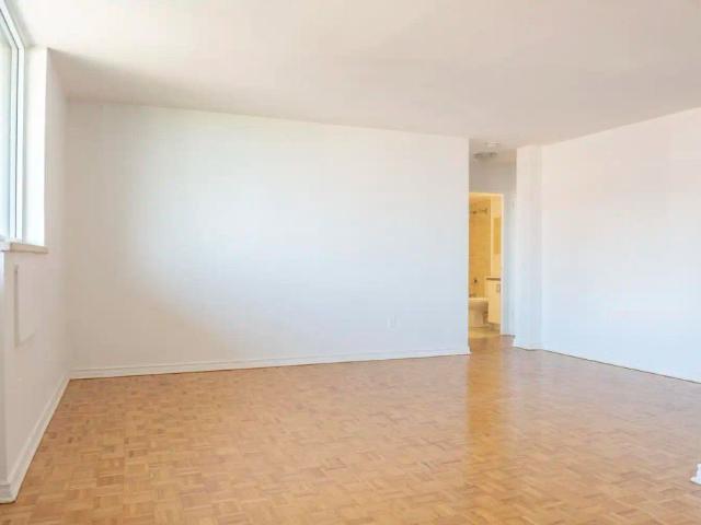 90 Eastdale — 2 Bedroom